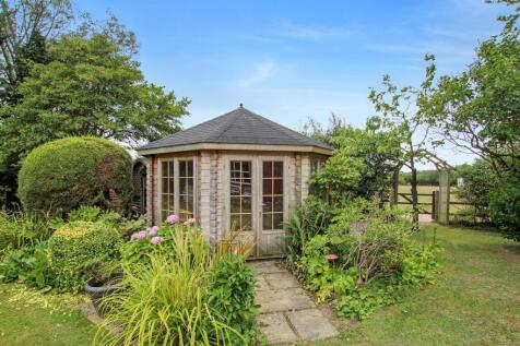 Summer HOuse.JPG