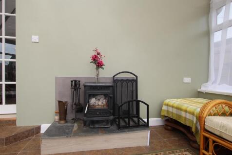 Log Burner.JPG