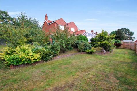 Lower Rear Garden.JPG