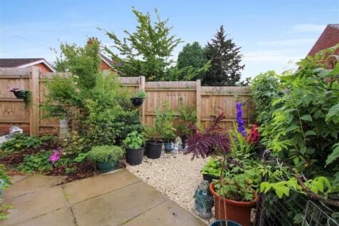 Garden Seating Area.JPG