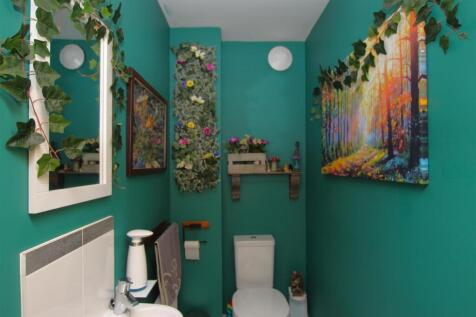 Cloakroom.JPG