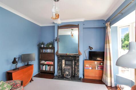 Sitting Room - b.JPG