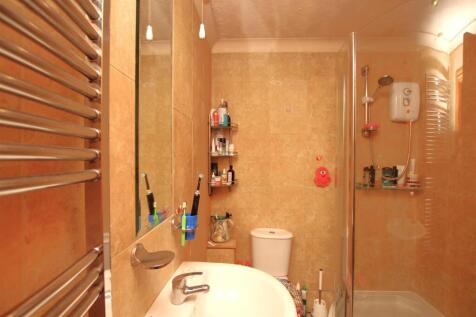 Shower Room.JPG