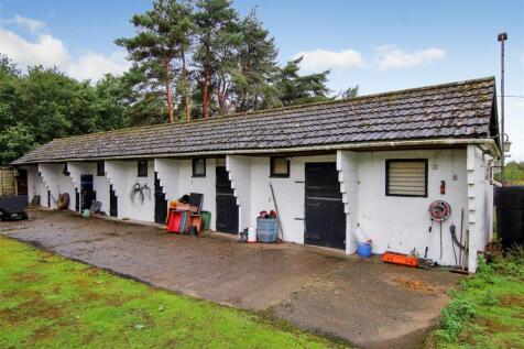 Stables - b.JPG