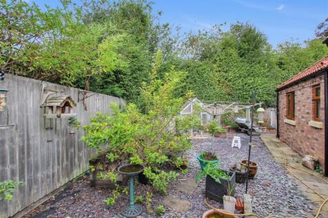 Rear Garden.JPG
