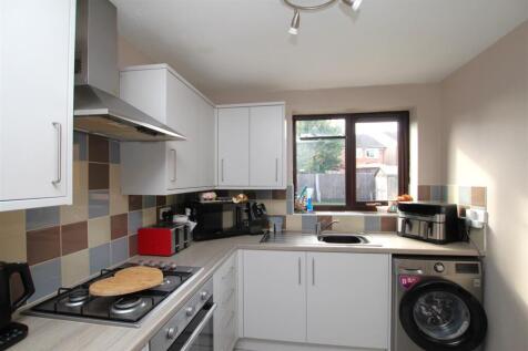 Kitchen Area - b.JPG