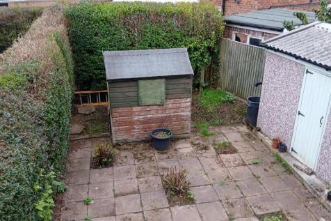 rear garden.JPG