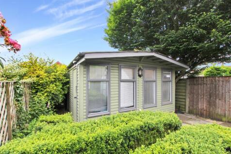 Summer House Or Gym And Home Office.JPG