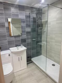 Shower room.jpeg
