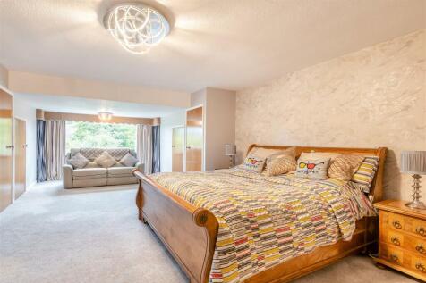 8573874-interior60.jpg