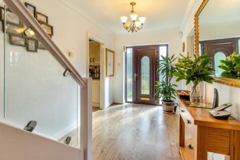 8571924-interior13.jpg