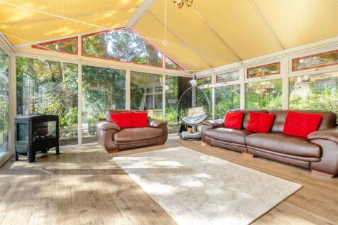 8571924-interior25.jpg