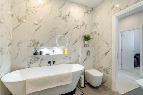 8587816-interior52.jpg
