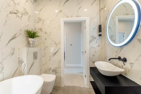 8587816-interior49.jpg
