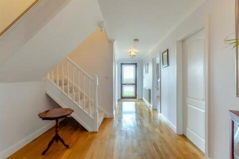 8589187-interior04.jpg