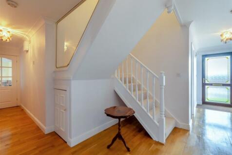 8589187-interior05.jpg
