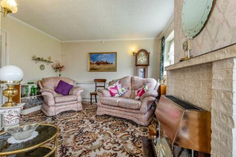 8593028-interior11.jpg