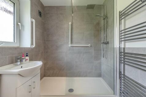 8593028-interior08.jpg