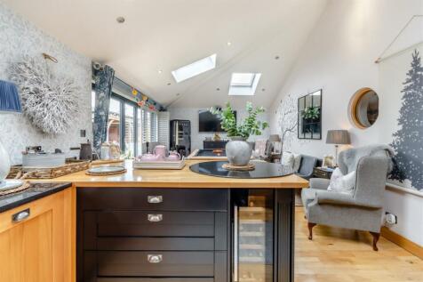 8604901-interior26.jpg
