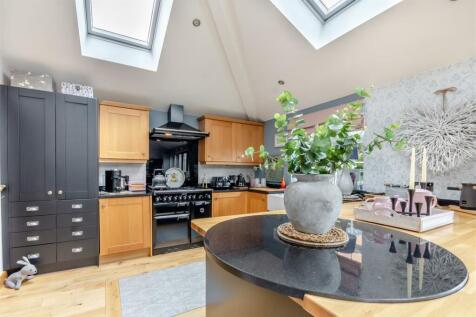 8604901-interior28.jpg