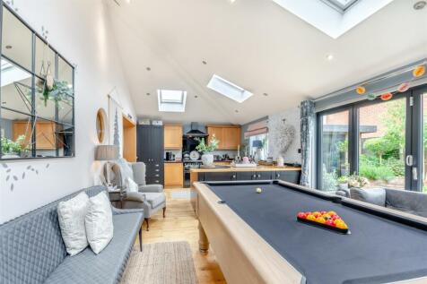 8604901-interior31.jpg