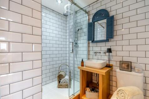 8604901-interior48.jpg