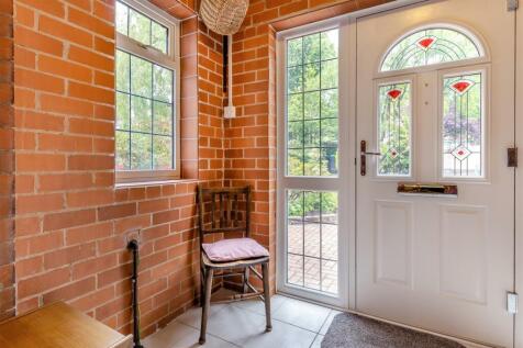 8603986-interior17.jpg