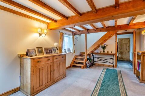 8625708-interior12.jpg