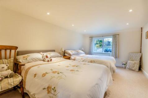 8625708-interior01.jpg