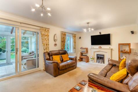 8627356-interior24.jpg