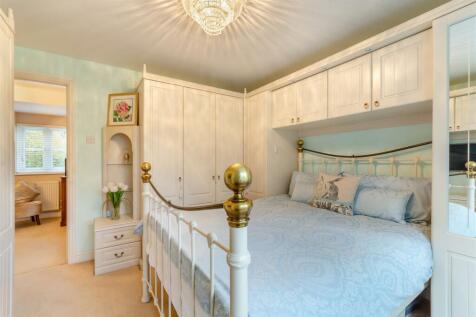 8627356-interior13.jpg