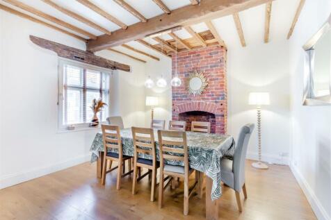 8627605-interior01.jpg
