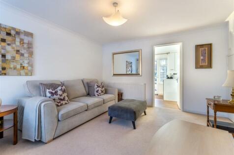 8629085-interior02.jpg