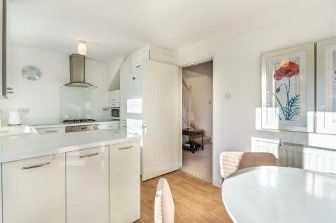 8629085-interior10.jpg