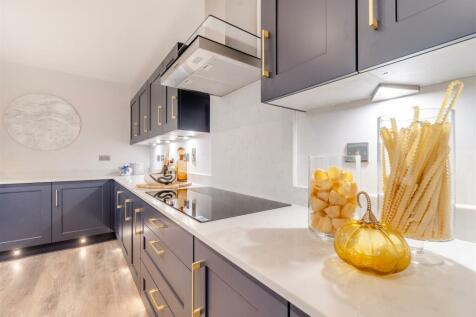 8583344-interior06.jpg