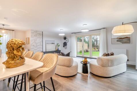 8583344-interior38.jpg