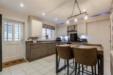 8631274-interior24.jpg