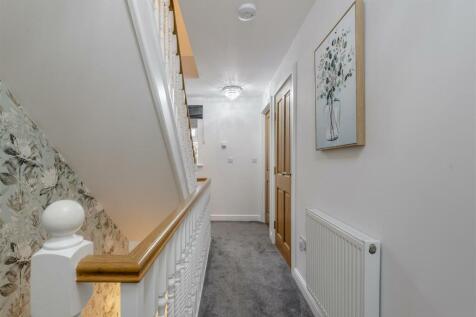 8631274-interior16.jpg