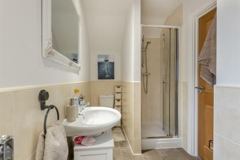 8631274-interior01.jpg