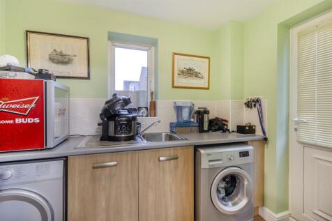8630722-interior11.jpg
