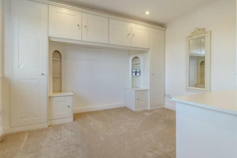 8630613-interior13.jpg