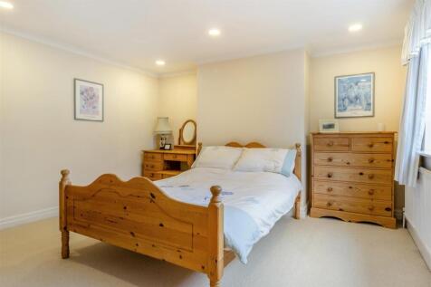 8632539-interior01.jpg