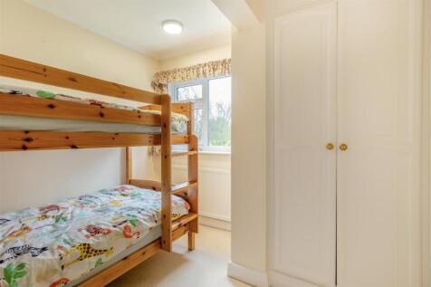 8632539-interior10.jpg