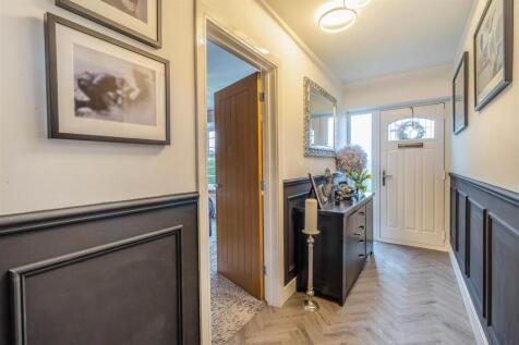 8633678-interior07.jpg
