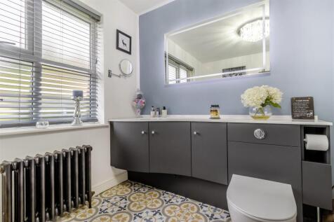 8633678-interior11.jpg