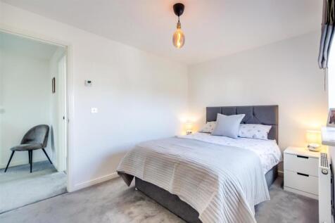 8637806-interior16v2.jpg