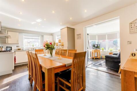 8638099-interior25v2.jpg