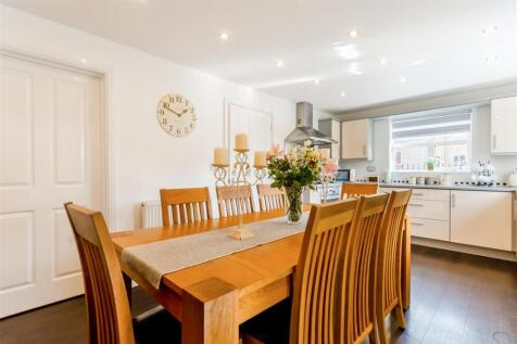 8638099-interior27v2.jpg