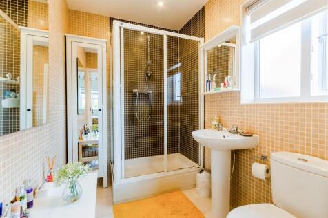 8638099-interior04v2.jpg