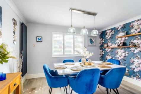 8639118-interior19v2.jpg